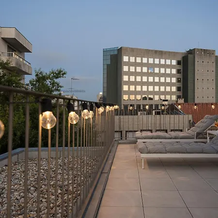 Guestready - Floor With A Stunning View Appartamento Oporto
