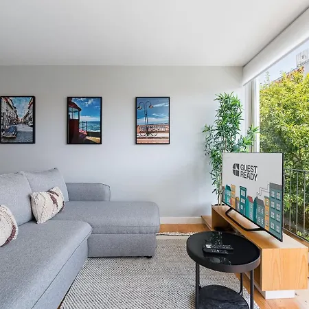 Guestready - Floor With A Stunning View Lägenhet Oporto